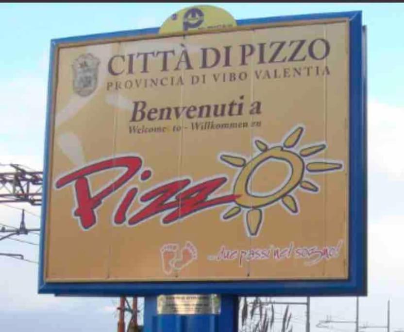 La Scaletta Sul Mare Di Pizzo Wifi E Disney+ Exteriér fotografie